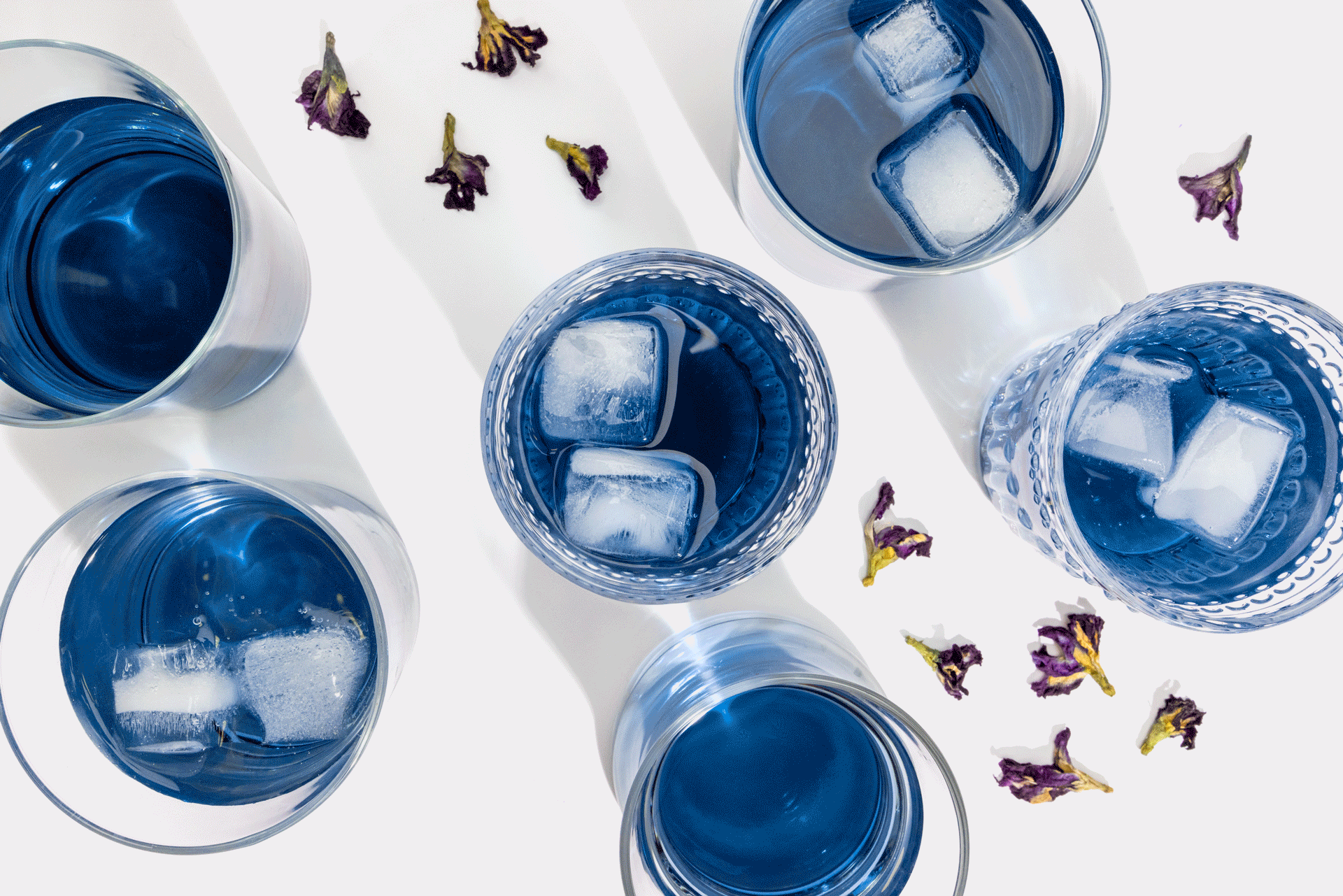 Butterfly pea flower animated gif of lemon juice color change linking to discussion of color in driving CPG sales